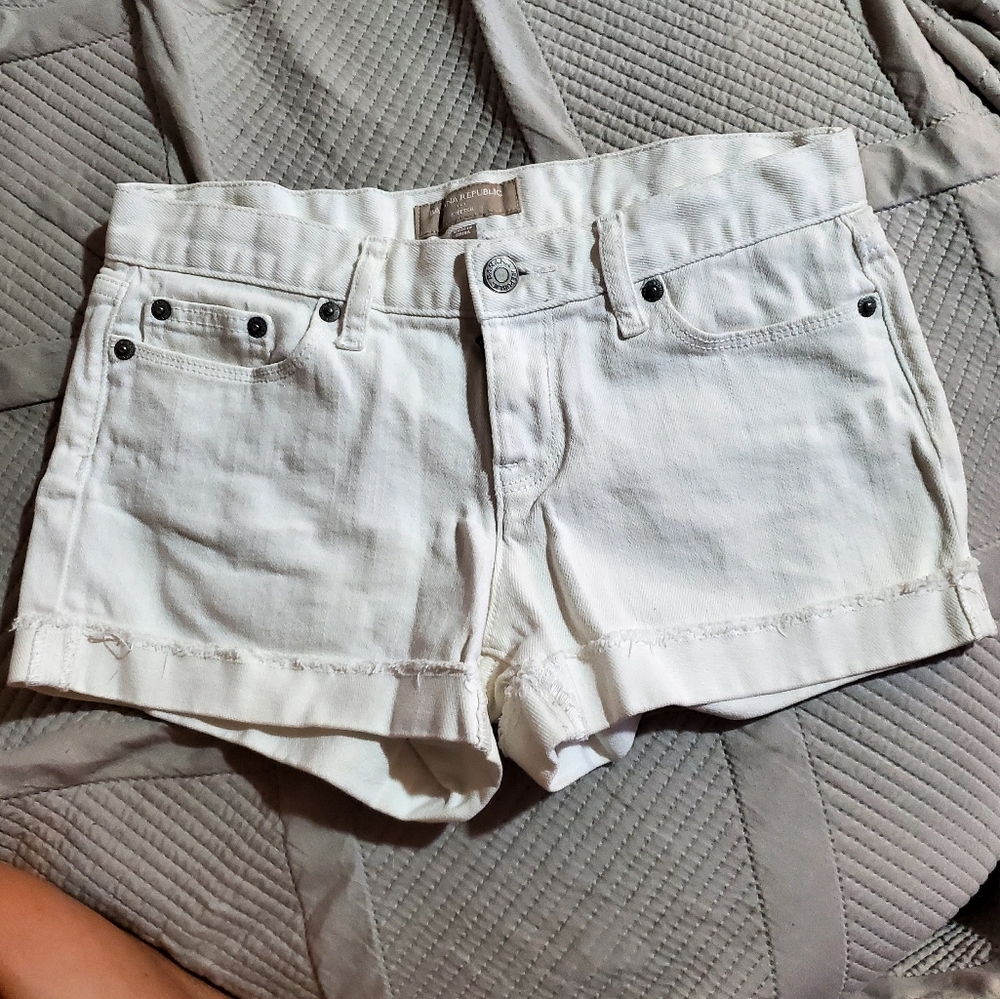 Banana Republic white shorts